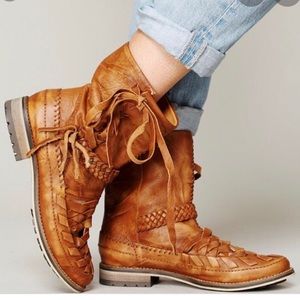 NWOT Free People Feud Chateau Moccasin Boots
